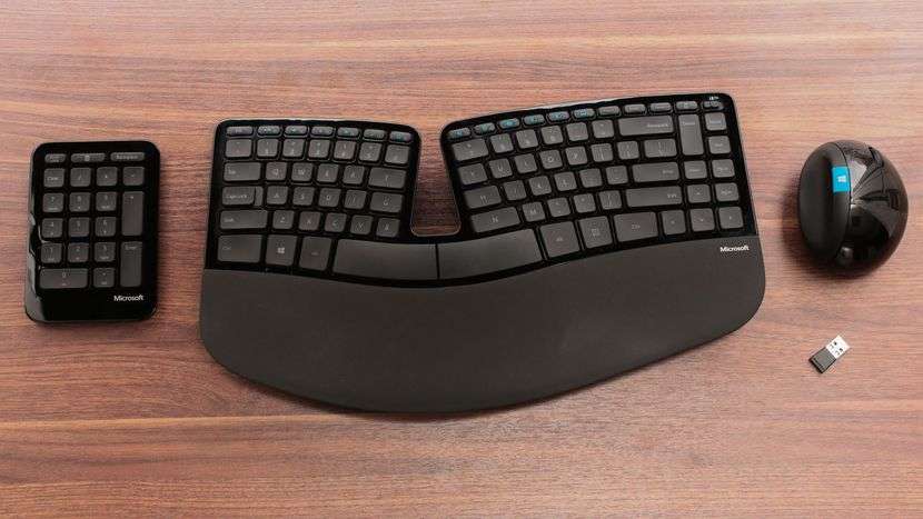 Ігрові комплекти клавіатура миша 2018: ТОП-10 варіантів