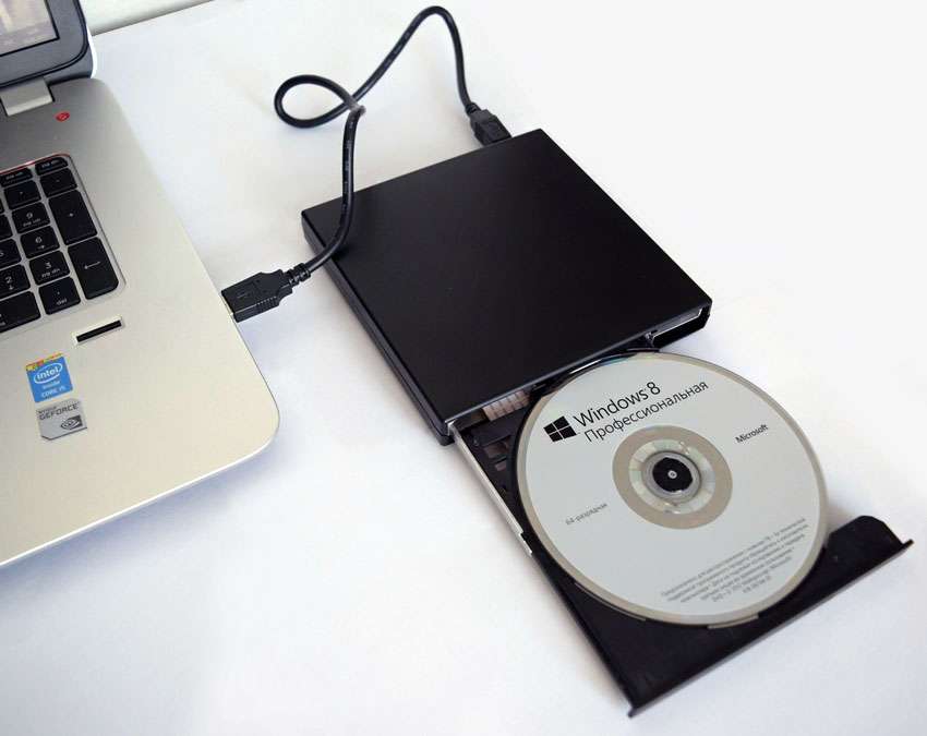 Зовнішній дисковод для ноутбука: особливості, популярні моделі