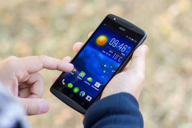 ТОП-10 кращих смартфонів 2018 року вартістю до 10000 рублів