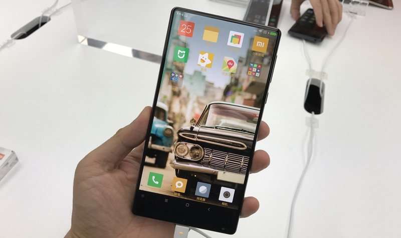 Xiaomi Mi Mix: стильний і потужний смартфон з [концептуальними проблемами] — огляд