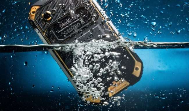 Огляд Blackview BV6000: Телефон, який не боїться води