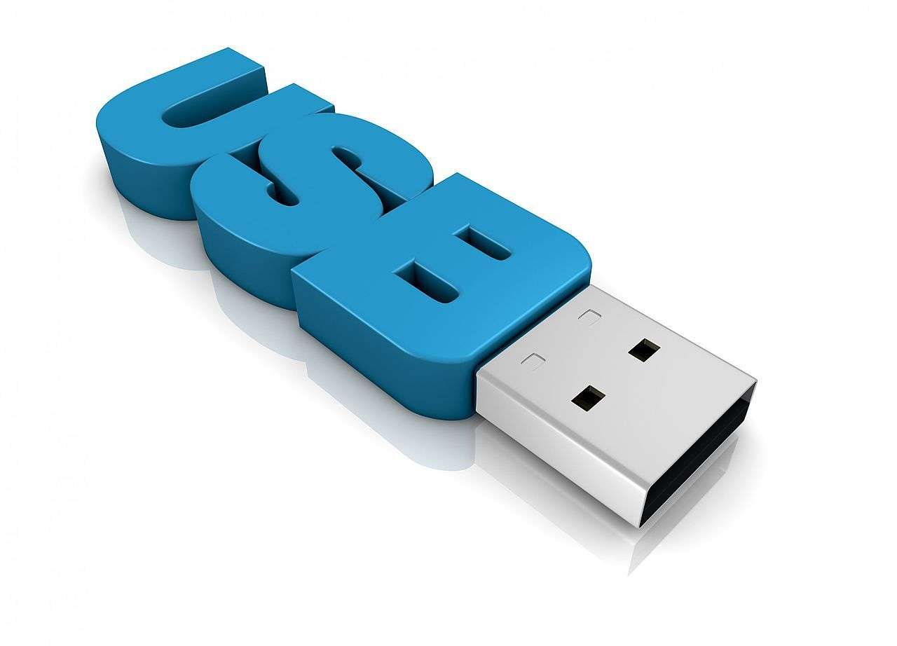 Створюємо завантажувальну флешку з допомогою програми Multiboot USB