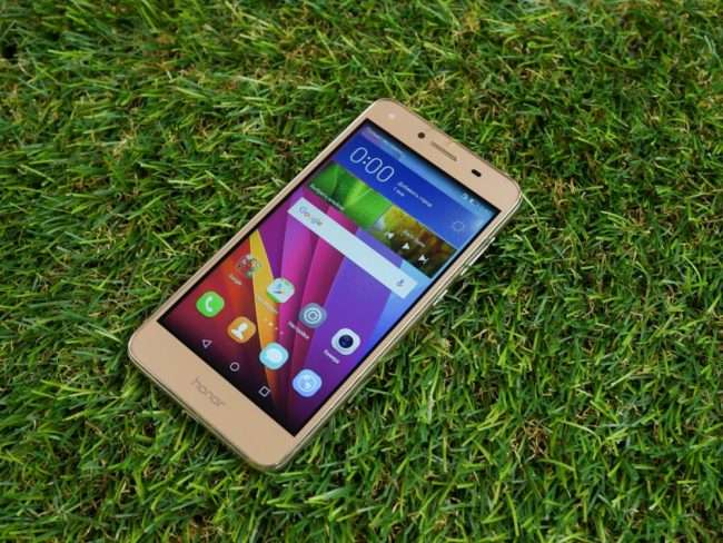 Огляд Huawei Honor 5a: смартфон на славу