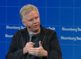 Генеральний директор Cloudflare Метью Прінс закликає регулятор Великобританії розділити пошукову систему Google і роботів зі штучним інтелектом.