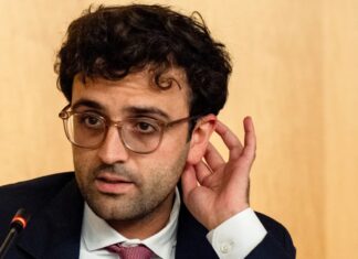 Arizona Charges Kalshi With Illegal Gambling, Escalating State-Federal Conflict