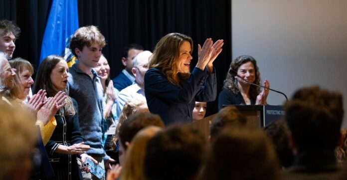 53d35951-64a6-4b42-81b9-d93442345125