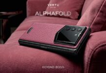 Vertu намагається продати вам діамантовий складний смартфон