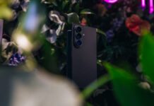 Точні умови безкоштовного обміну Galaxy Z Fold 8 від T-Mobile