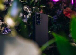 Přesné podmínky pro bezplatnou výměnu Galaxy Z Fold 8 od T-Mobile