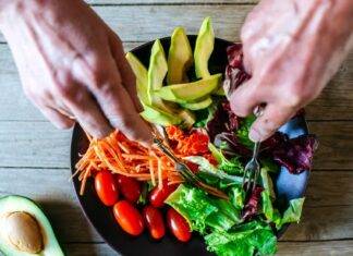 Cyclosporiasis outbreak 2024: How to stay safe without quitting fresh produce