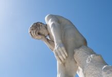 Чому ваші спільні чати з Claude видно в Google (і як це виправити)